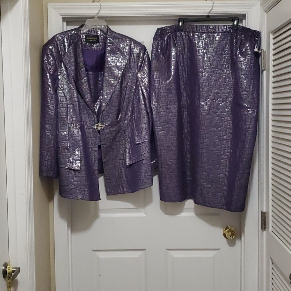 Giovanna Signature purple silver metallic woman 26W skirt set